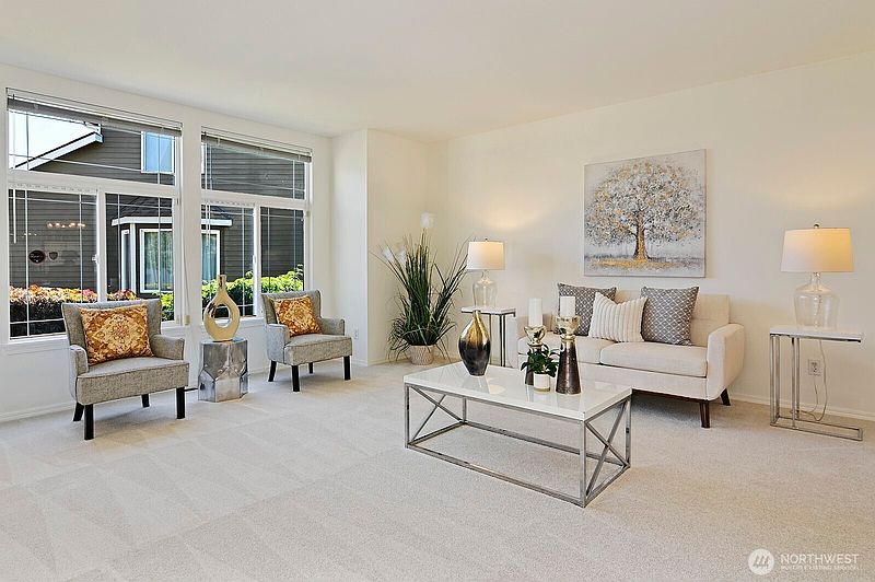 4th image of 4313 NE 6th Court
