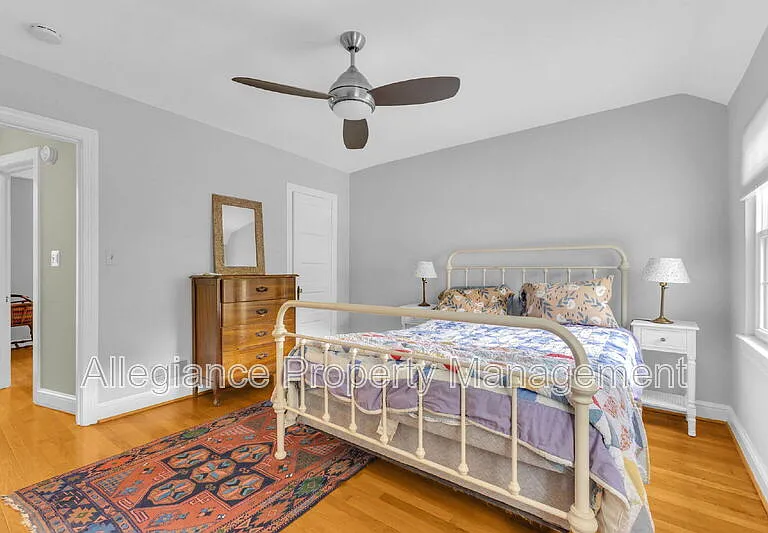 525 E Alexandria Ave — Photo 23