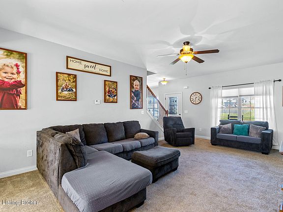 5th image of 144 Shirley Blvd
