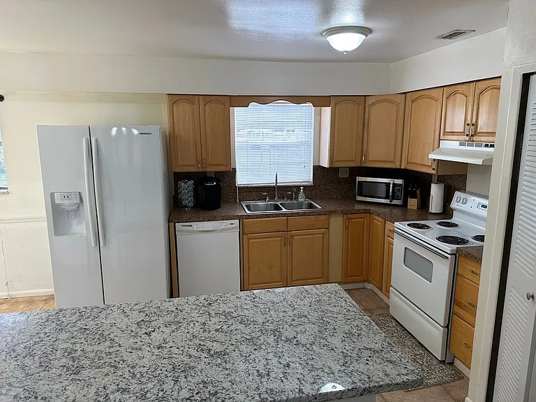 7429 Daniel Webster Dr #14E — Photo 7