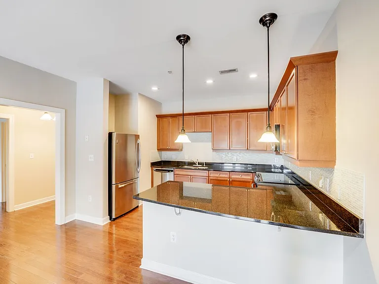 1903 Kenilworth Ave #109 — Photo 11
