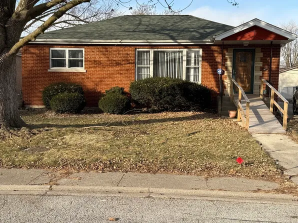 752 E 164th St, South Holland, IL 60473
