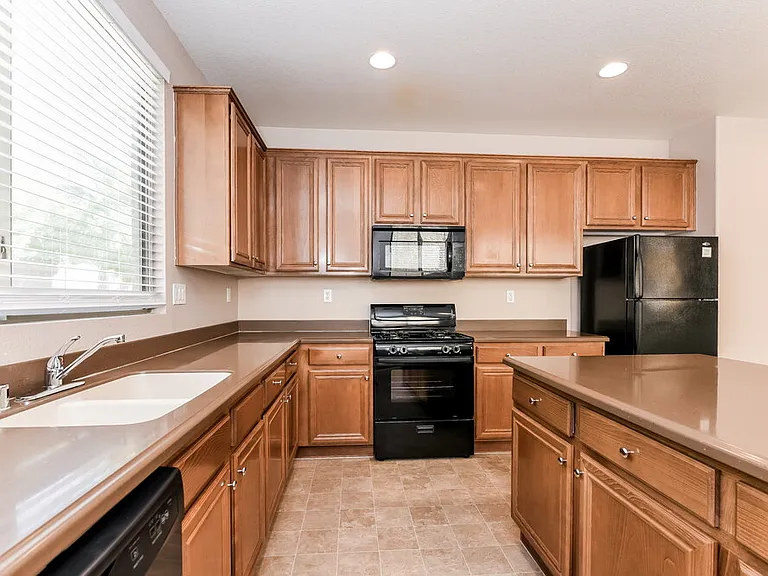 4344 Desert Home Ave — Photo 7