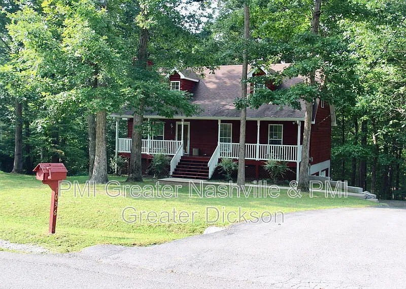 3 bed, 2.5 bath, 1706 sqft, $2,500 — Photo 3