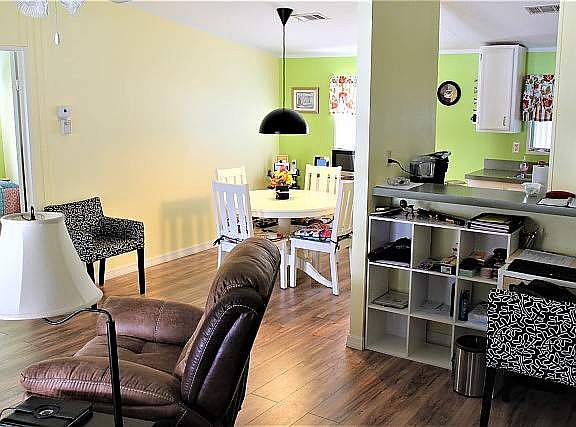 2nd image of 601 Wilderness Cir