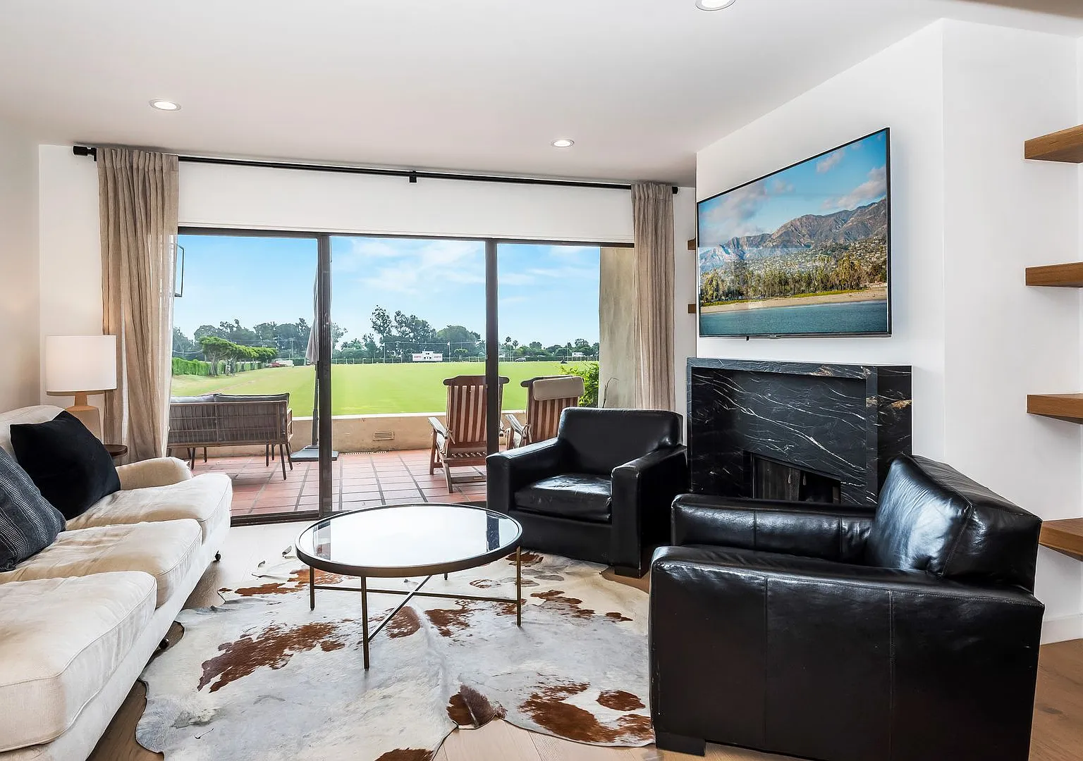 Furnished Coastal Rental | Available September 15 April 15 — Photo 4