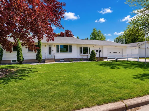 847 17th St NE, Owatonna, MN 55060