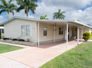 339 Ivywood Ln, Naples, FL 34112