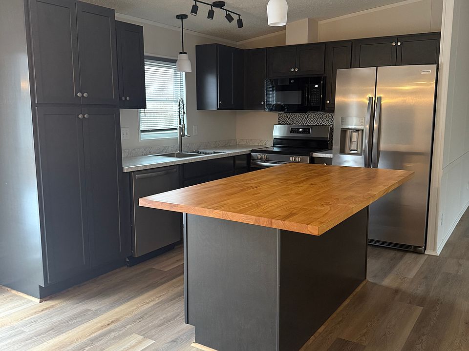 1st image of 4710 Stanton Station Ln