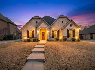 1509 Sea Breeze Ln, Azle, TX 76020