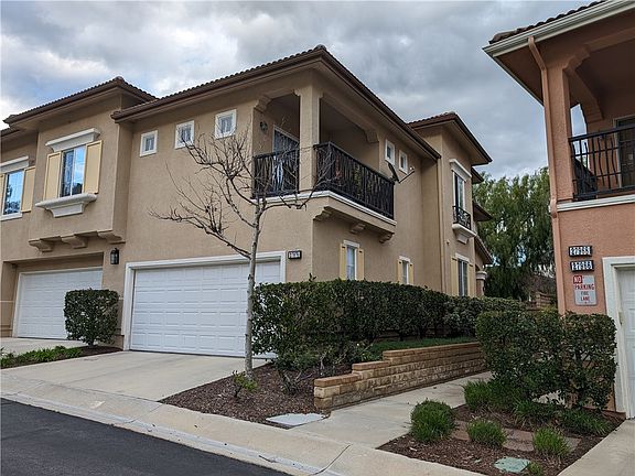 4th image of 27976 Trillium Ln
