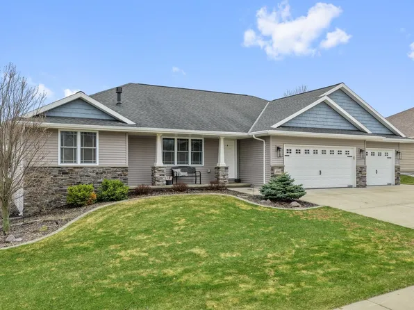 3165 Howard View Ln, Green Bay, WI 54313