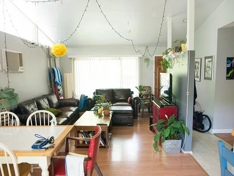 1015 Fountain St #1 — Photo 3