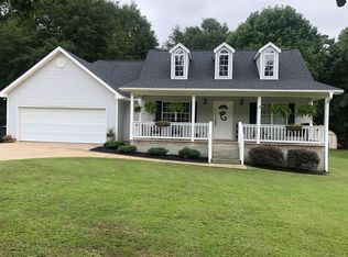 329 Southern Walk Cir, Gray, GA 31032