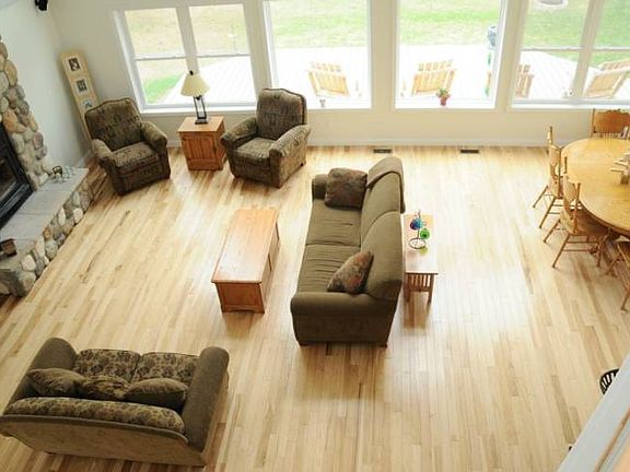 note the deck off the living room.