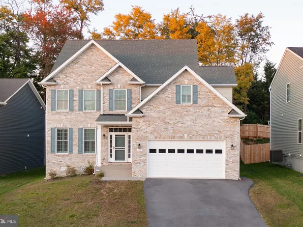 657 Hillman Dr, Winchester, VA 22601