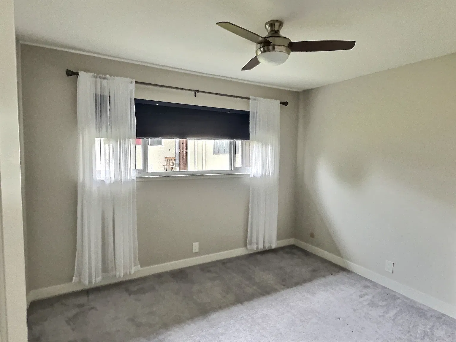 1262 Carlsbad Pl — Photo 3