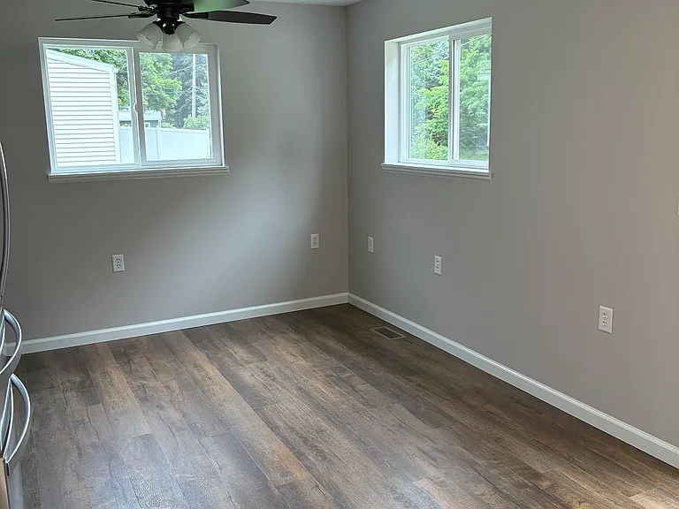 103 Rosewood Dr — Photo 7