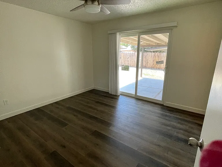 1315 Cardinal St — Photo 23