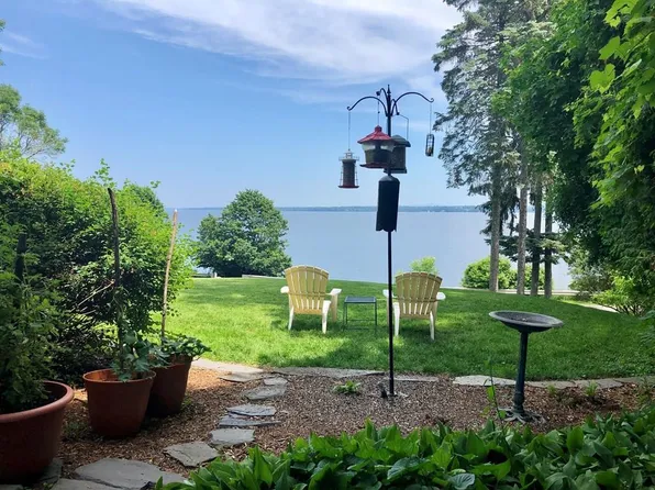 931 Cumberland Head Rd, Plattsburgh, NY 12901