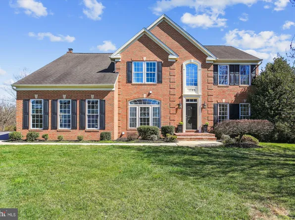 1703 Pretty Penny Ct, Brookeville, MD 20833