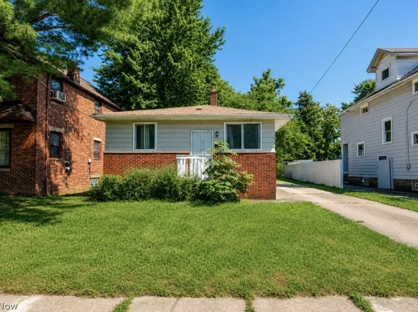 15811 Arcade Ave, Cleveland, OH 44110