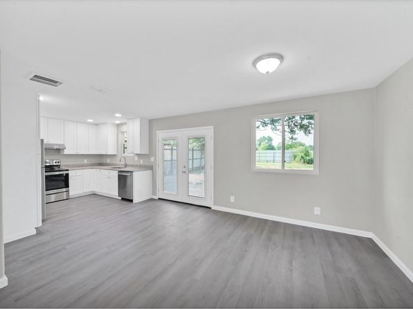 714 Ivy Hollow St, Channelview, TX 77530