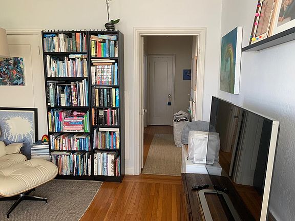 2nd image of 1371 Jackson St APT 304