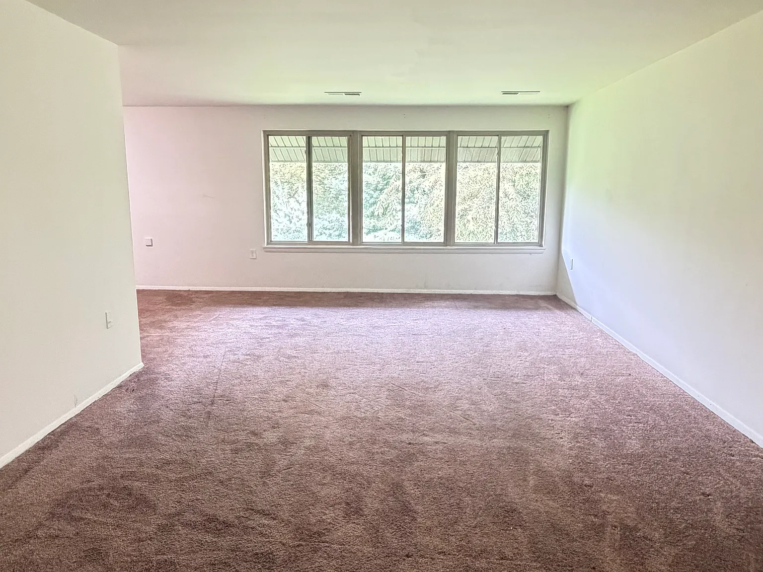 2 bed, 1196 sqft, $2,195 — Photo 2