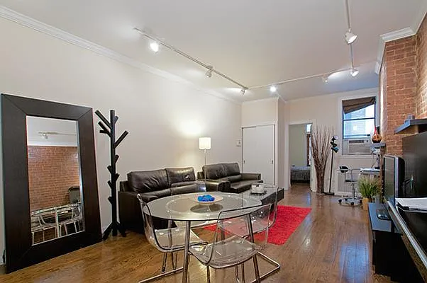 Rented by Empire State Properties | media 20