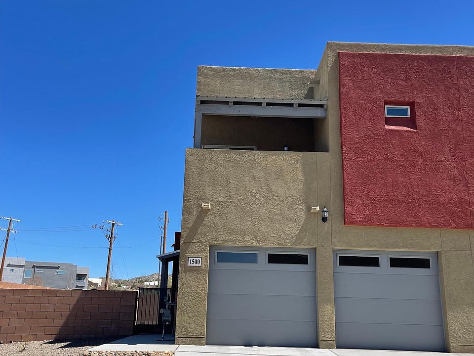 1st image of 1500 Borrego Dr SE