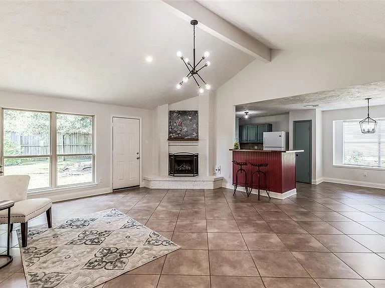 1623 Jo Ann Ln — Photo 5