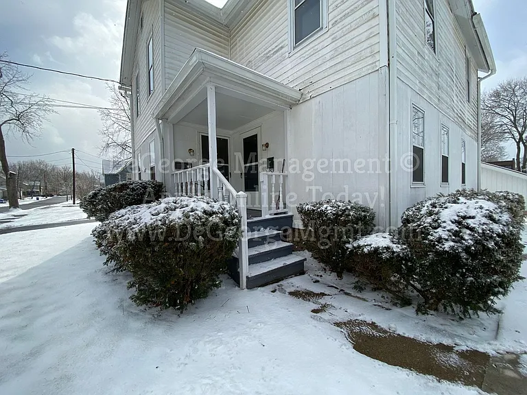 409 Madison St — Photo 12