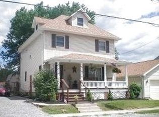 20 E Park St, Avis, PA 17721
