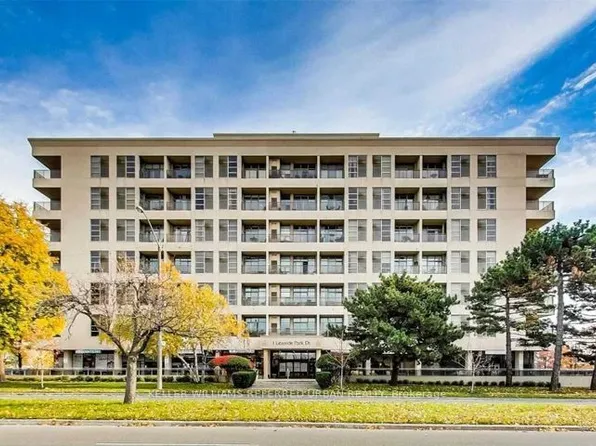 1 Leaside Park Dr #408, Toronto, ON M4H 1R1