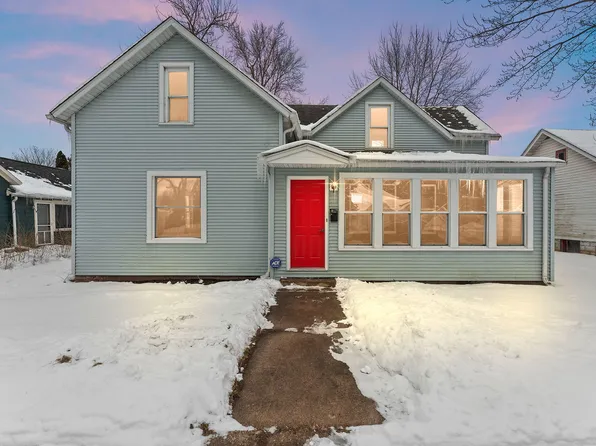 107 Franklin St, Porter, IN 46304