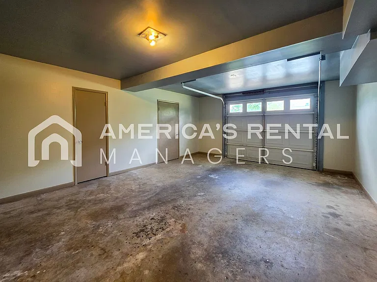 3100 Apple Valley Ln — Photo 37