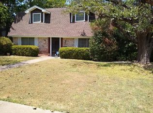 1702 Clifton Ct, Grand Prairie, TX 75051