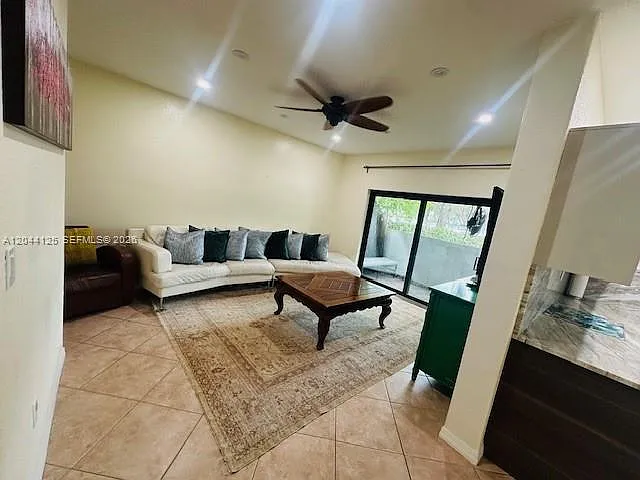 4318 NW 113th Pl — Photo 8