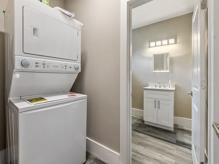 152 Joseph E Lowery Blvd NW — Photo 2