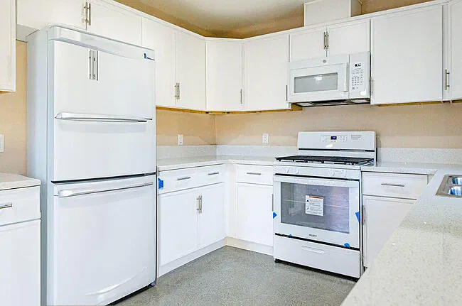 2 bed, 1000 sqft, $2,350 — Photo 4
