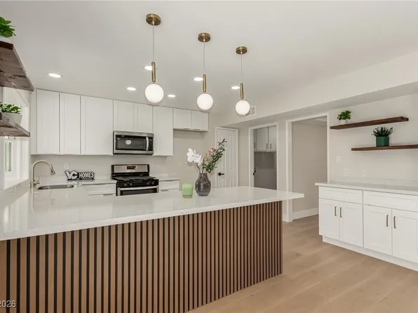 4143 El Oro St, Las Vegas, NV 89121