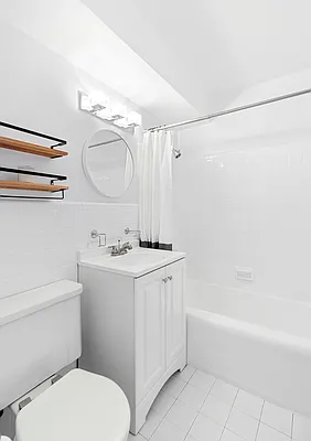 Sold by Keller Williams NYC | media 7