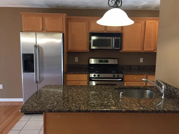 98 Rocky Brook Way, South Kingstown, RI 02879