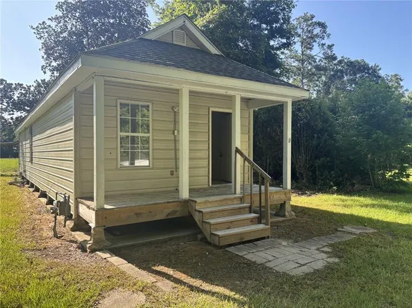 43268 Klein Rd, Hammond, LA 70403