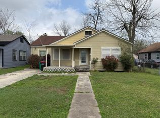 500 Scott St, Baytown, TX 77520