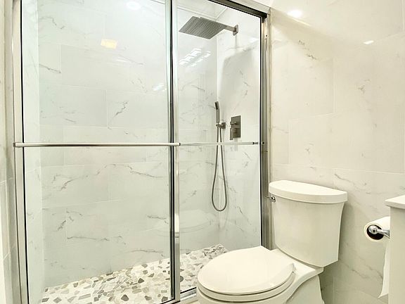 3rd image of 5284 Bosque Ln APT 49