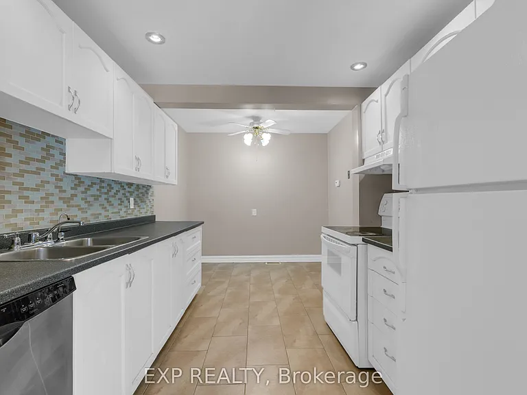 7 Sundback Ln — Photo 6
