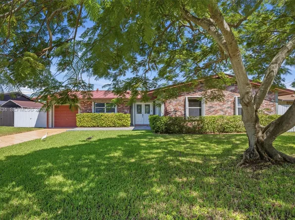 9971 SW 197th St, Cutler Bay, FL 33157