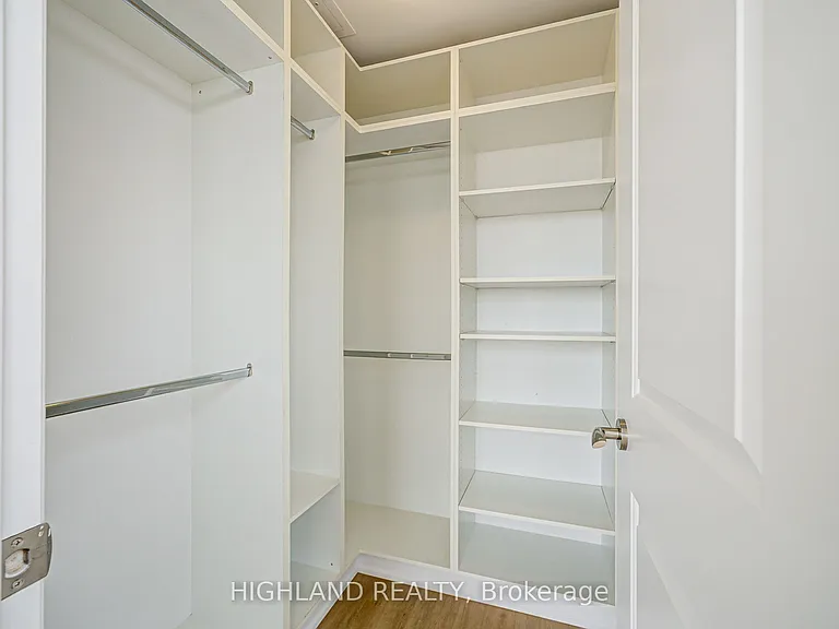 89 S Town Centre Blvd #805 — Photo 23